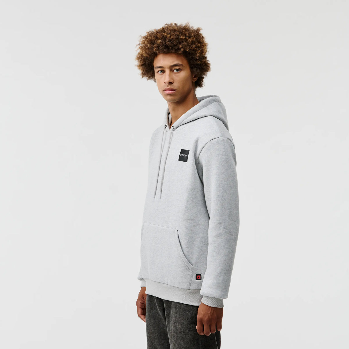 Hoodie à capuche chauffant gris édition limitée porté